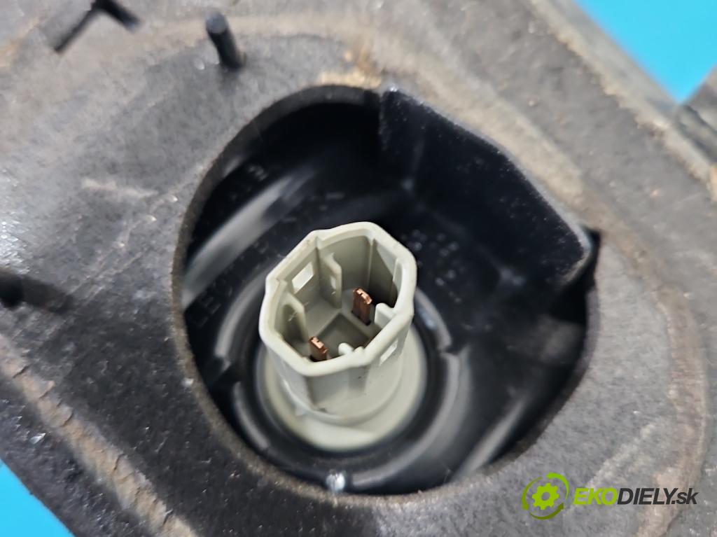 Honda Civic VIII 2006-2011 2.2 140 HP manual 103 kW 2204 cm3 5- zaslepka: zadné 132-16721