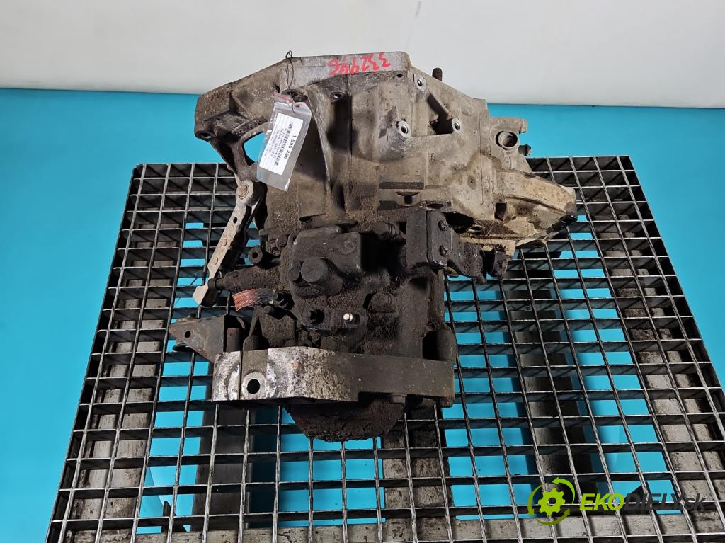 Fiat Panda II 2003-2012 1.1 8V 54 HP manual 40 kW 1108 cm3 5- prevodovka stupeň,rýchlosť manual