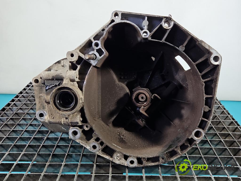 Fiat Panda II 2003-2012 1.1 8V 54 HP manual 40 kW 1108 cm3 5- prevodovka stupeň,rýchlosť manual