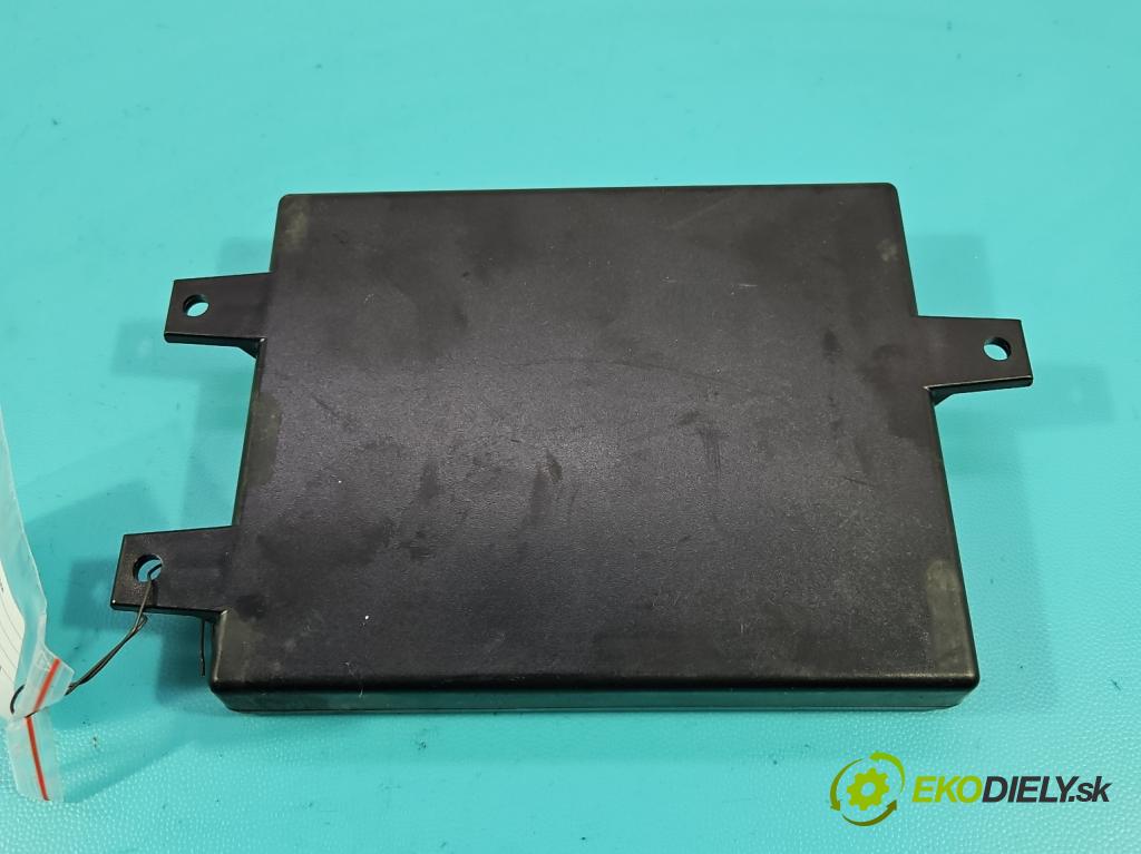 Vw Jetta VI 2010-2018 1.6 tdi 105 HP manual 77 kW 1598 cm3 4- riadiaca jednotka ostatné 7P6035730J