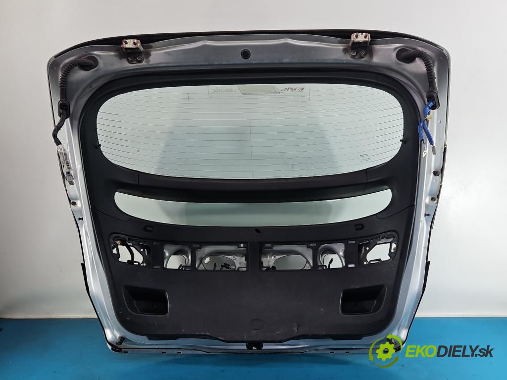 Honda Civic VIII 2006-2011 2.2 140 HP manual 103 kW 2204 cm3 5- zadna kufor  (Kapota zadná (kufor))