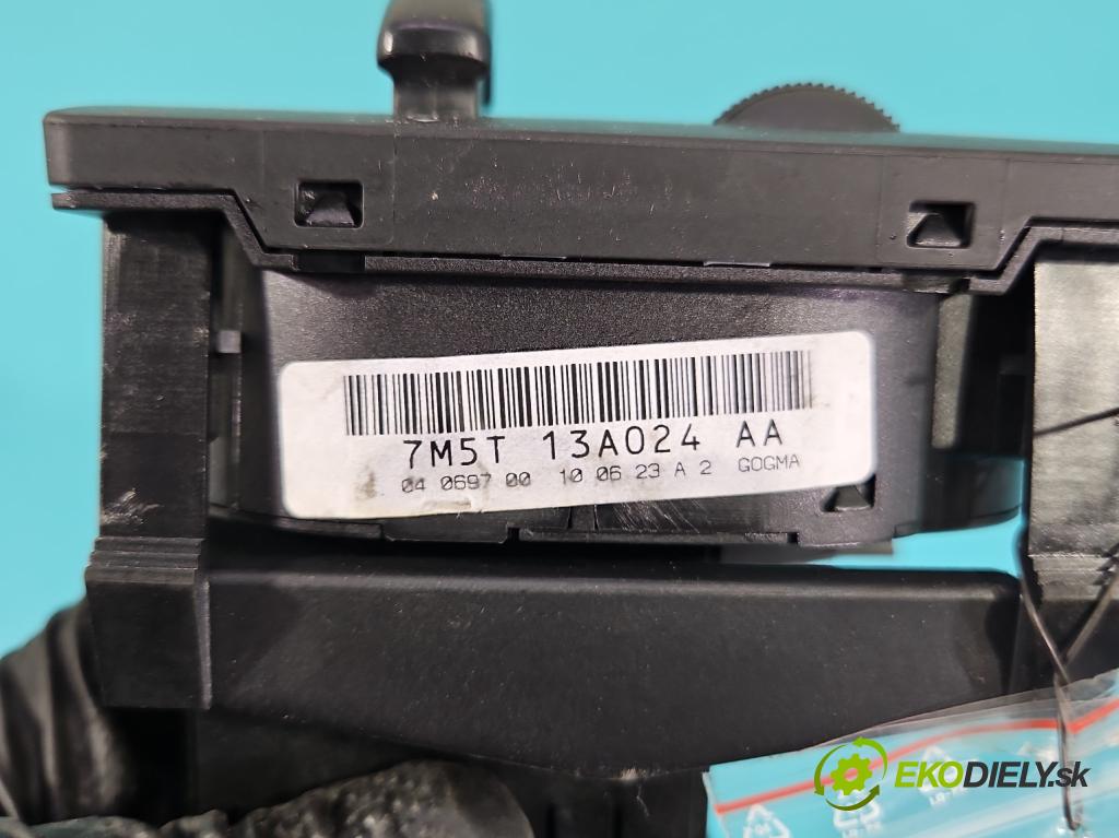 Ford Kuga Mk1 2008-2013 2.0 tdci 140 HP manual 103 kW 1997 cm3 5- prepínač světla: na doska: 7M5T13A024AA