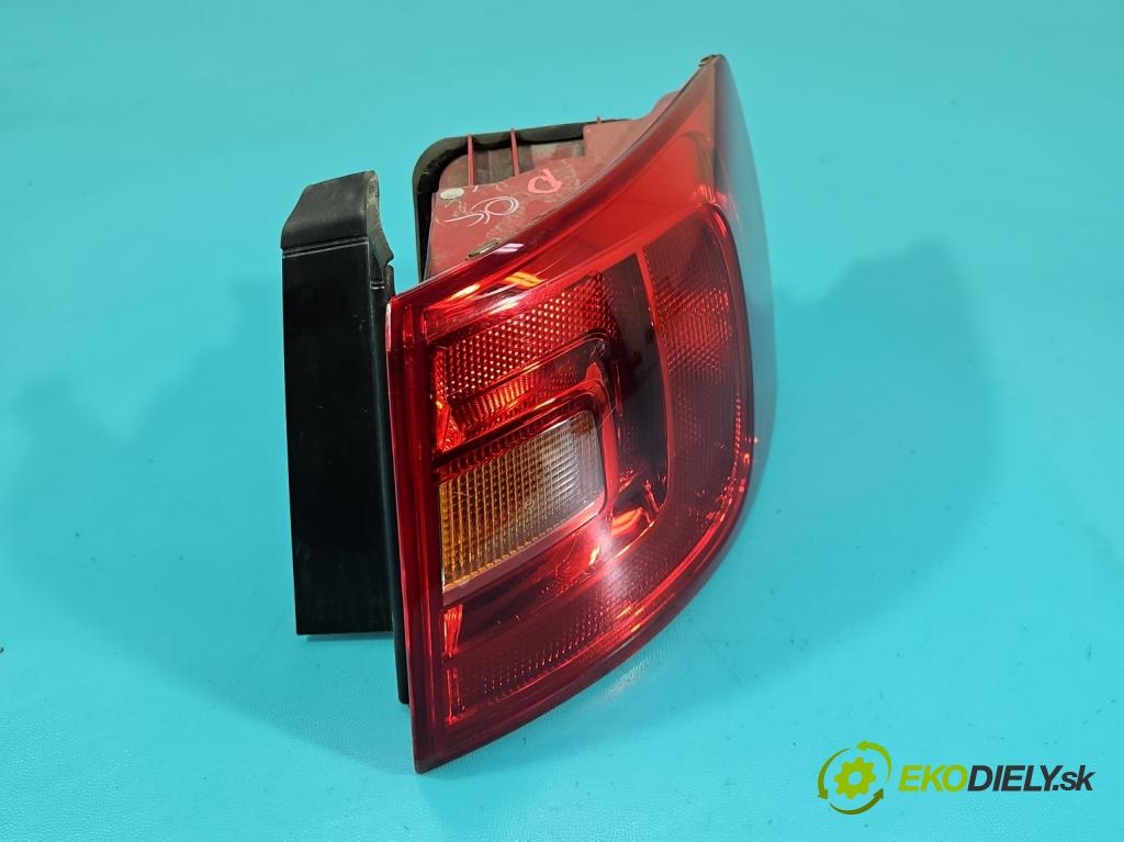 Vw Jetta VI 2010-2018 1.6 tdi CAYC: 105 HP manual 77 kW 1598 cm3 4- svetlo / reflektor zadné pravé 5C6945096 (Kľučka dverí ostatné)