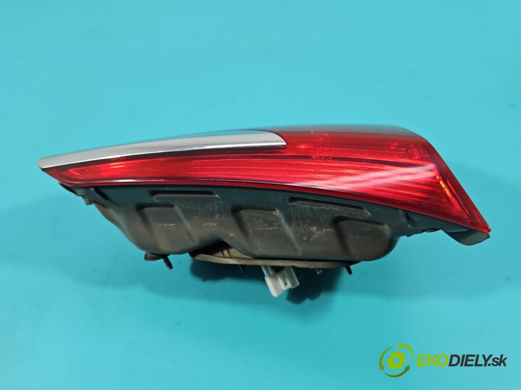 Hyundai I40 1.7 crdi 136hp manual 100 kW 1685 cm3 5- světlo zadní levé kufrových dveří 92403-3Z0