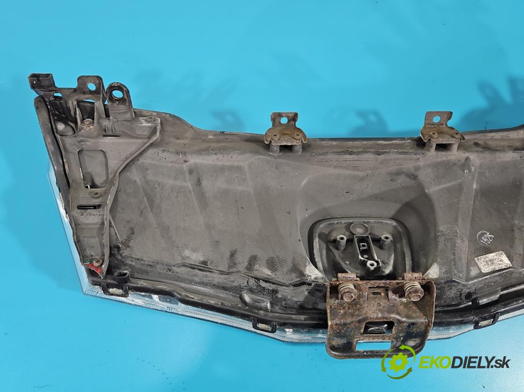 Honda Civic VIII 2006-2011 2.2 140 hp manual 103 kW 2204 cm3 5- mřížka 71120-SMG-E017-M1