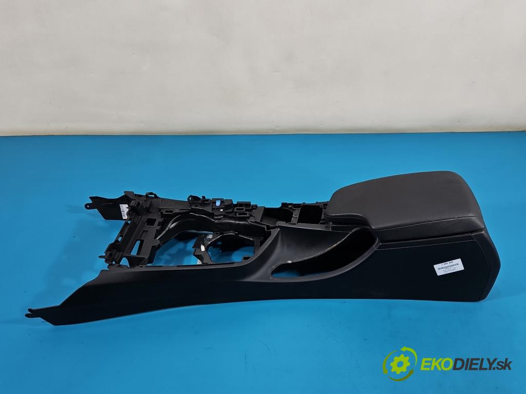 Bmw 3 F30 2011-2018 2.0d 116 hp manual 85 kW 1995 cm3 5- loketní opěrka 105015894 (Loketní opěrka)