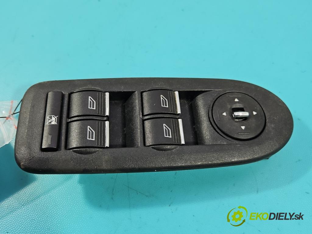Ford Kuga Mk1 2008-2013 2.0 tdci 140 HP manual 103 kW 1997 cm3 5- prepínač okien spätných zrkadiel 8M5T-14A132-AC