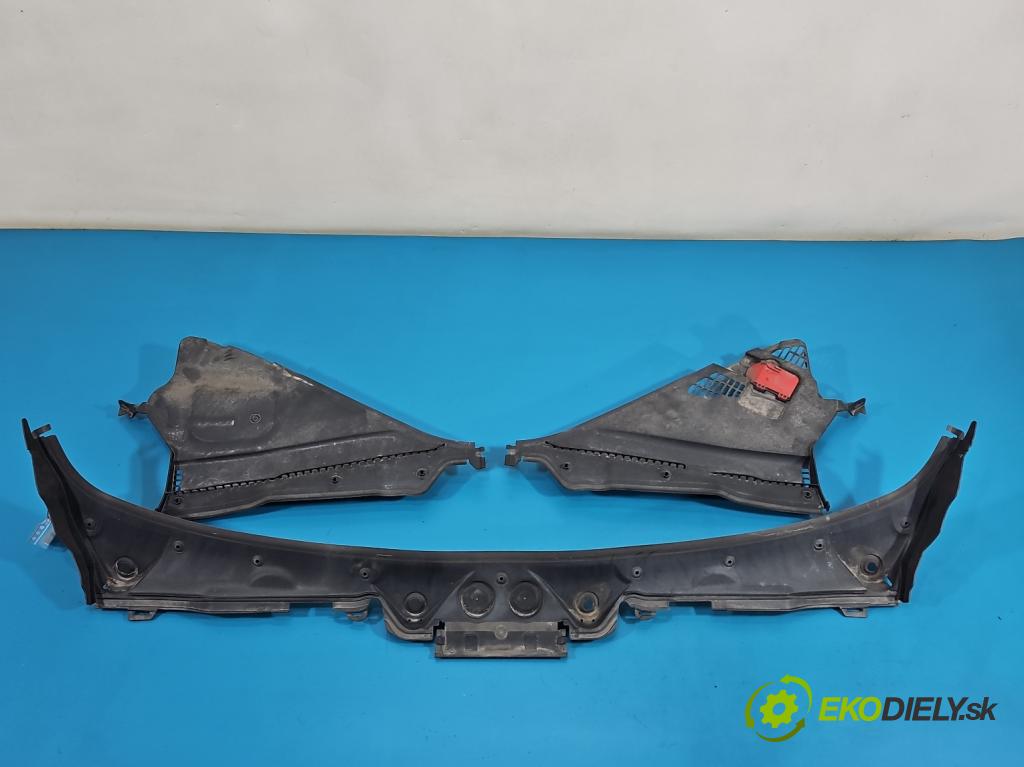Bmw 3 F30 2011-2018 2.0d 116 hp manual 85 kW 1995 cm3 5- torpédo 74850610 (Plast pod čelním sklem)