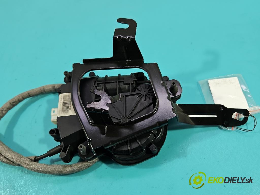 Bmw 3 F30 2011-2018 2.0d 116 HP manual 85 kW 1995 cm3 5- zámok kufrové dvere zadné 967043-104