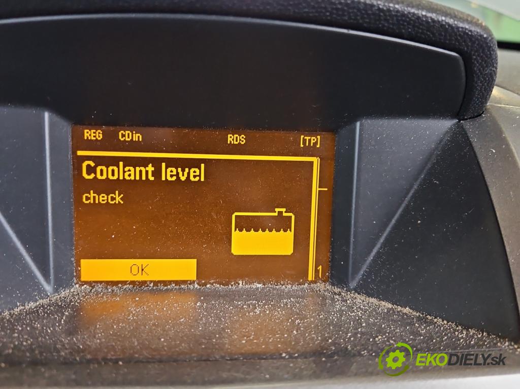 Opel Zafira B 2005-2014 1.9 cdti 120 hp manual 88 kW 1910 cm3 5- displej 13178570 (Přístrojová deska)