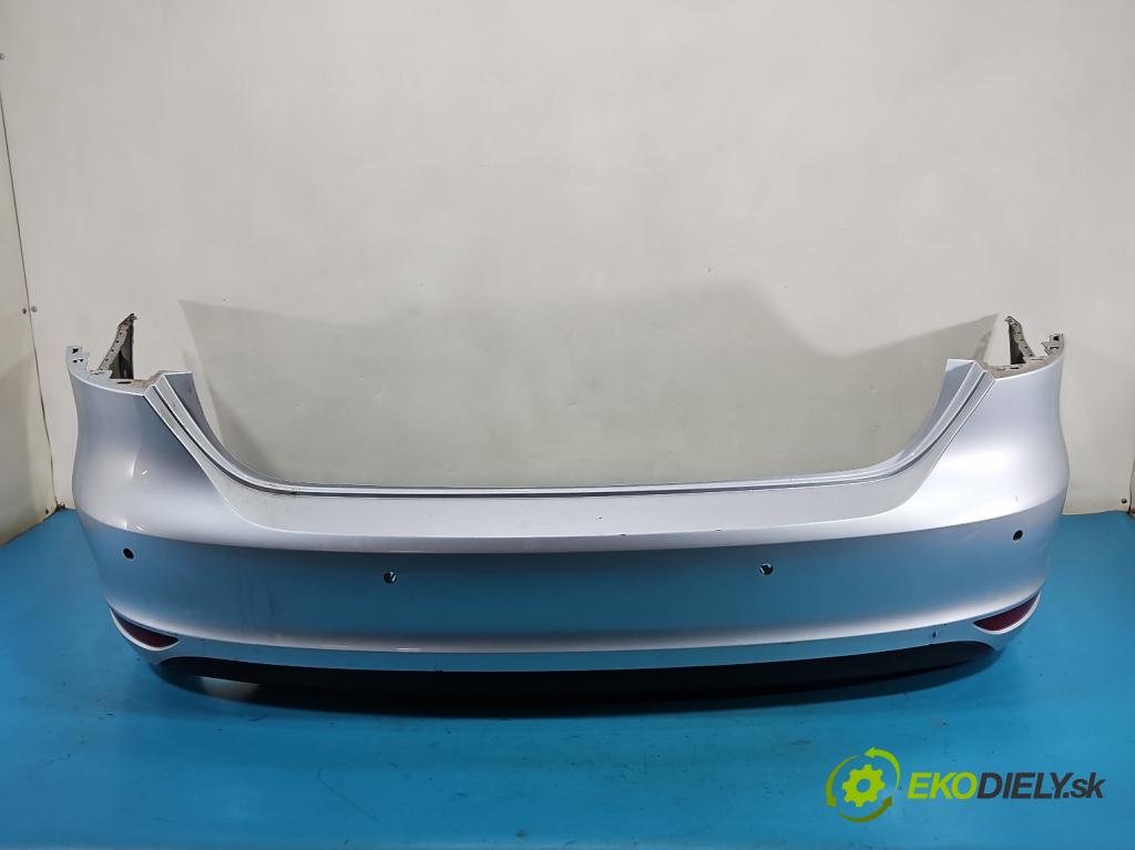 Vw Jetta VI 2010-2018 1.6 tdi 105 HP manual 77 kW 1598 cm3 4- nárazník zadné 5C6807421 (Kľučka dverí ostatné)