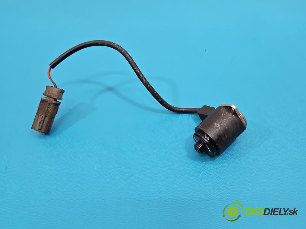 Honda Civic VIII 2006-2011 2.2 140 hp manual 103 kW 2204 cm3 5- lišta blatník: zadní pravé 74410SMG (Lišta)
