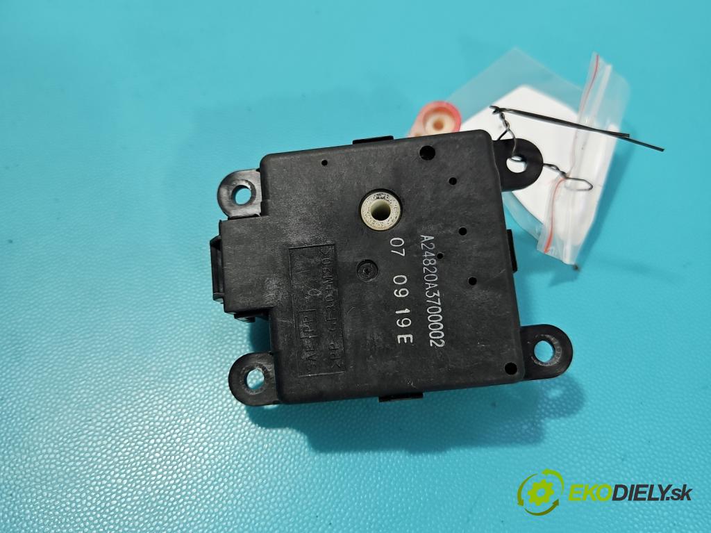 Honda Civic VIII 2006-2011 2.2 140 hp manual 103 kW 2204 cm3 5- motorek topení A24820A3700002