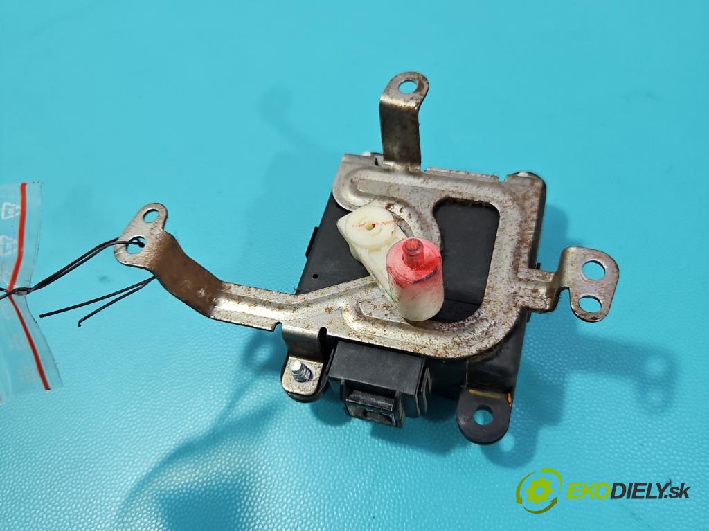 Honda Civic VIII 2006-2011 2.2 140 hp manual 103 kW 2204 cm3 5- motorek topení A24850A3700001
