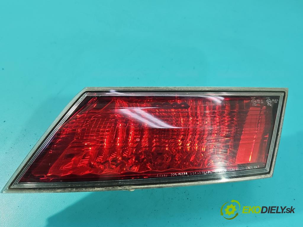 Honda Civic VIII 2006-2011 2.2 140 HP manual 103 kW 2204 cm3 5- svetlo / reflektor zadné ľavé kufrové dvere