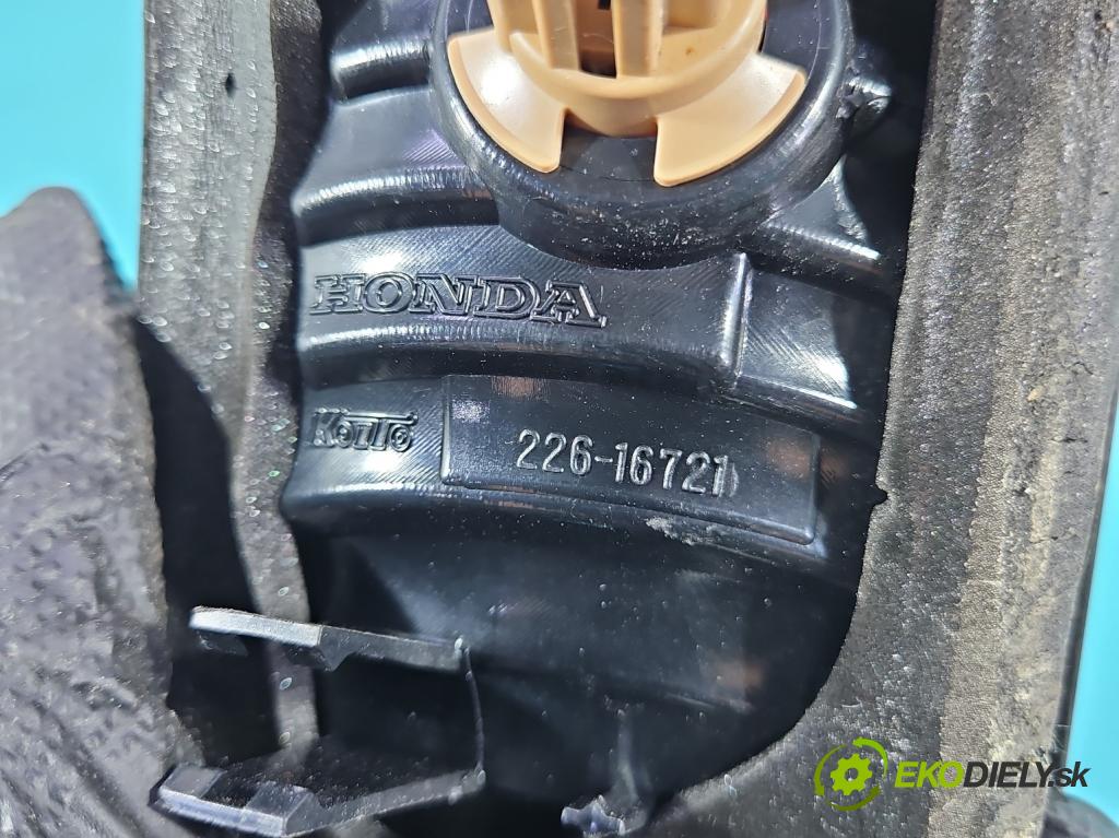 Honda Civic VIII 2006-2011 2.2 140 HP manual 103 kW 2204 cm3 5- svetlo / reflektor zadné ľavé kufrové dvere