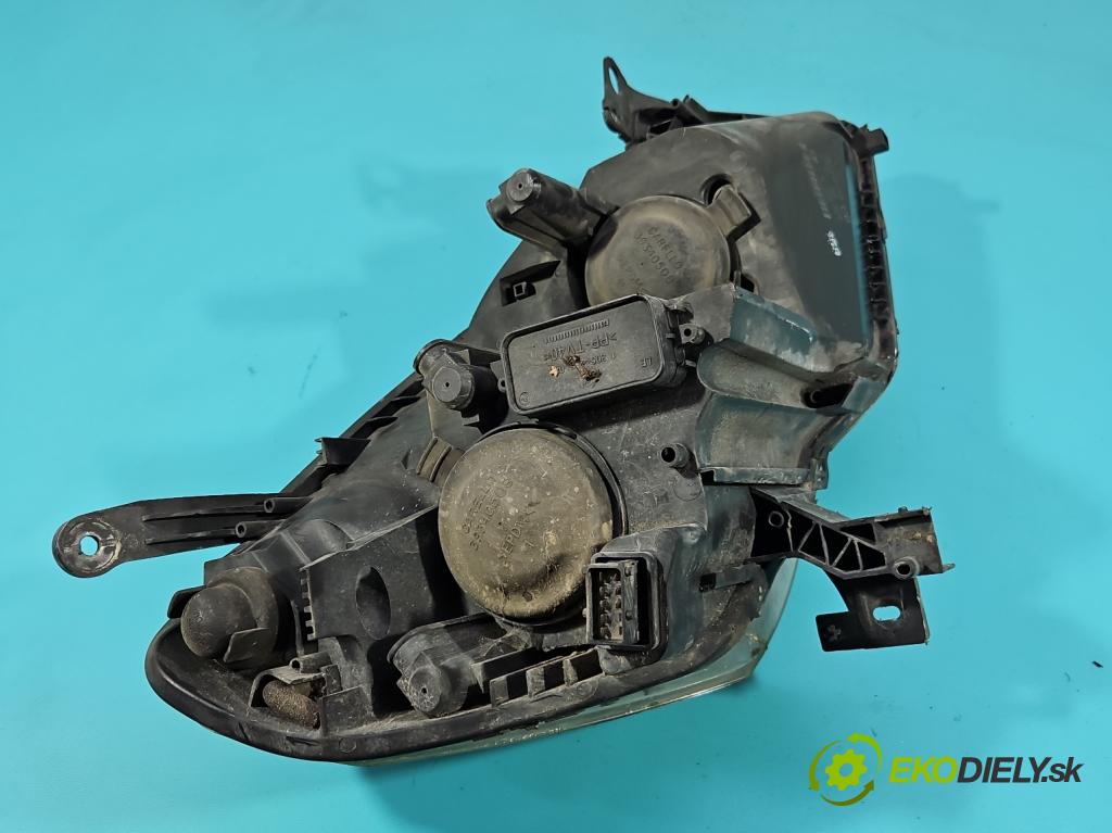 Opel Zafira B 2005-2014 1.9 cdti 120 HP manual 88 kW 1910 cm3 5- Reflektor: ľavý 24451052LH (Kľučka dverí ostatné)