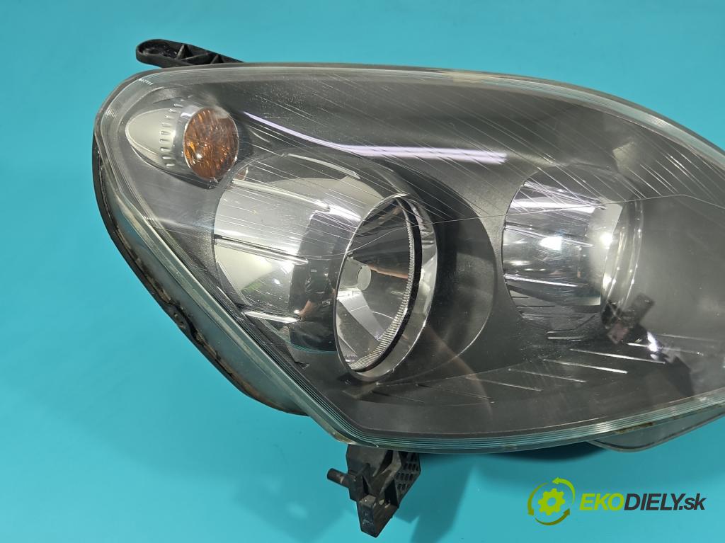 Opel Zafira B 2005-2014 1.9 cdti 120 HP manual 88 kW 1910 cm3 5- Reflektor: pravý 24451053RH (Svetlo predné pravé)
