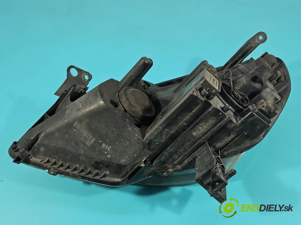 Opel Zafira B 2005-2014 1.9 cdti 120 HP manual 88 kW 1910 cm3 5- Reflektor: pravý 24451053RH (Svetlo predné pravé)