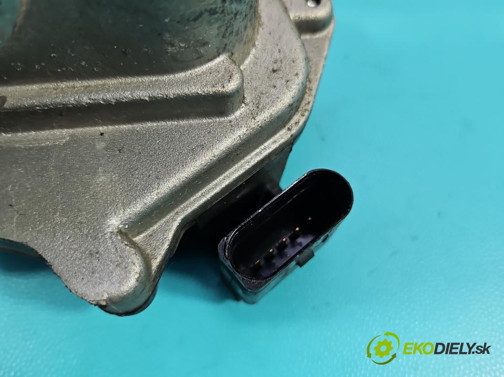 Vw Jetta VI 2010-2018 1.6 tdi 105 HP manual 77 kW 1598 cm3 4- klapka 03L128063Q (Škrtiaca klapka)