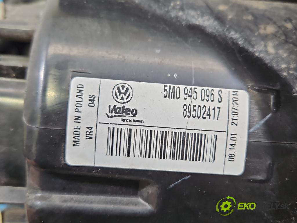 Vw Golf plus 1.4 TSI 122 HP manual 90 kW 1390 cm3 5- svetlo / reflektor zadné pravé 5M0945096S (Kľučka dverí ostatné)