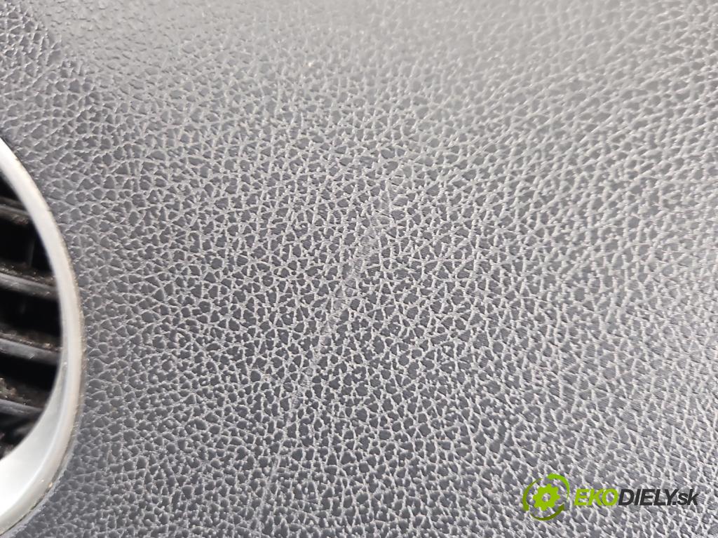 Renault Koleos I 2008-2016 2.0 dci 150 HP automatic 110 kW 1995 cm3 5- kokpit,pristrojová doska rozdeľovacia 