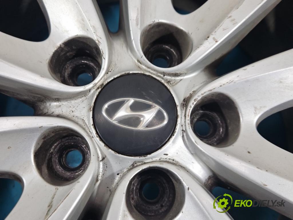 Hyundai I40 1.7 crdi 136hp manual 100 kW 1685 cm3 5- Felga hliník 17"