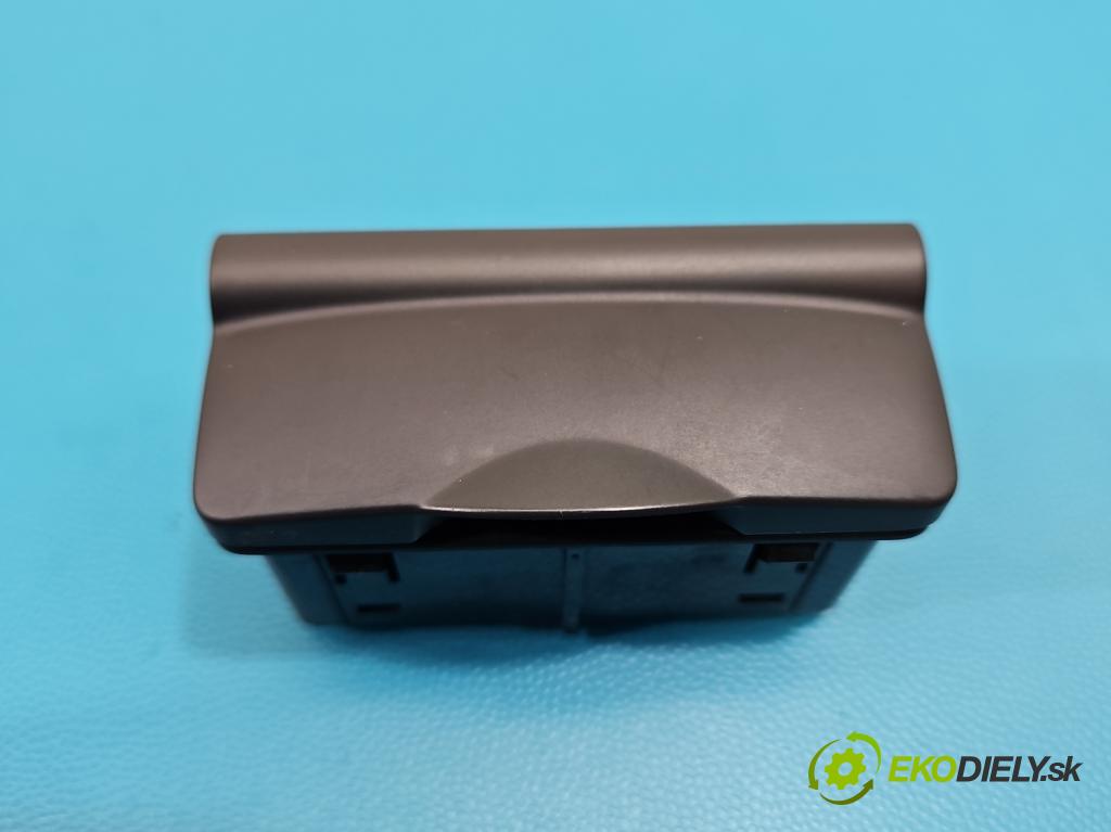 Renault Koleos I 2008-2016 2.0 dci 150 HP automatic 110 kW 1995 cm3 5- zásuvka USB 280232969R