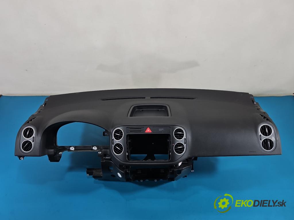 Vw Golf plus 1.4 TSI 122 HP manual 90 kW 1390 cm3 5- kokpit,pristrojová doska rozdeľovacia