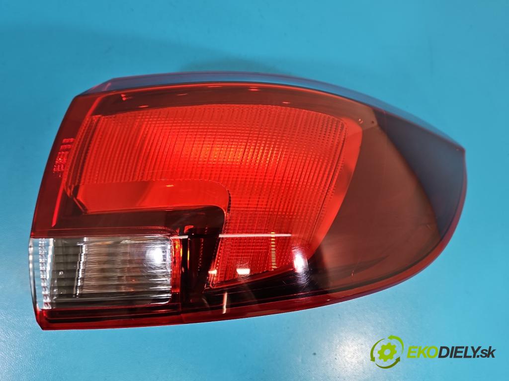Opel Astra V  2015-2022 1.5 cdti 105 HP manual 77 kW 1496 cm3 5- svetlo / reflektor zadné pravé 39077375 (Kľučka dverí ostatné)