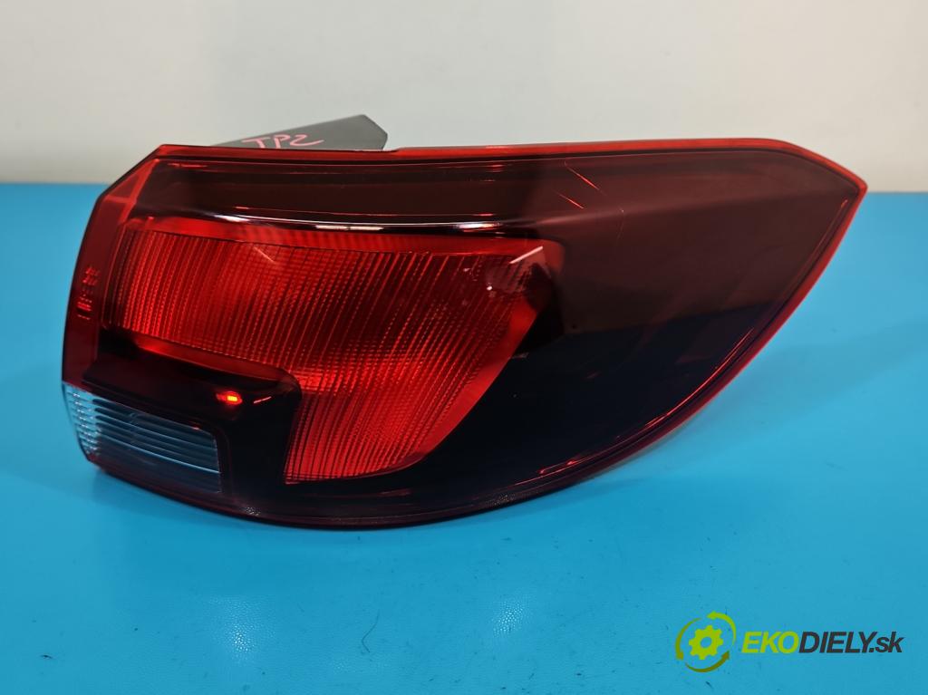 Opel Astra V  2015-2022 1.5 cdti 105 HP manual 77 kW 1496 cm3 5- svetlo / reflektor zadné pravé 39077375 (Kľučka dverí ostatné)