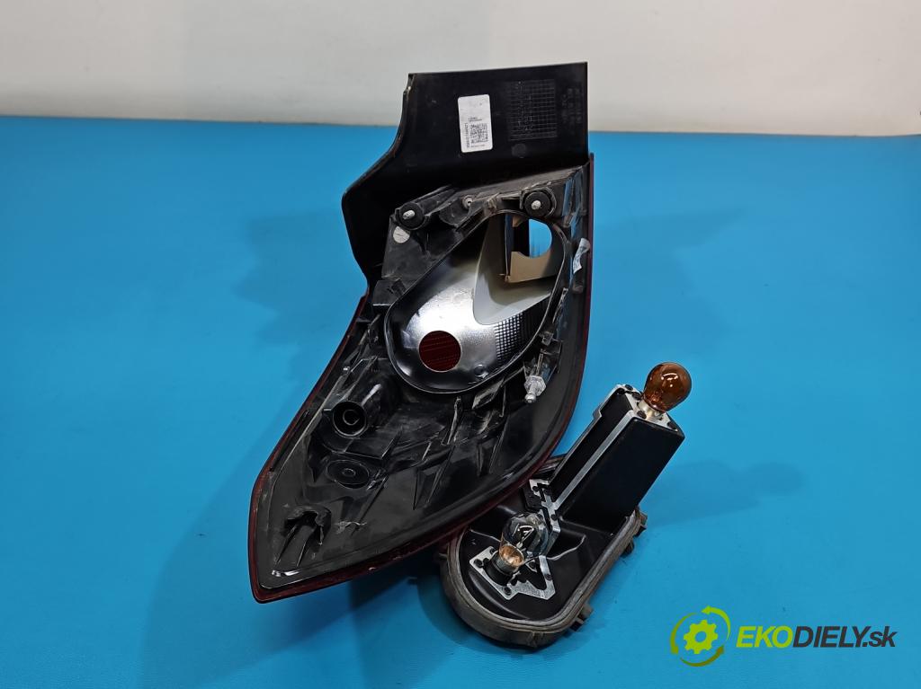 Opel Astra V  2015-2022 1.5 cdti 105 HP manual 77 kW 1496 cm3 5- svetlo / reflektor zadné pravé 39077375 (Kľučka dverí ostatné)
