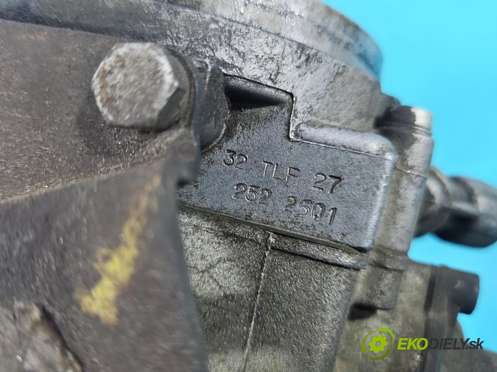 Fiat Uno 1.1 8V 56 HP manual 41 kW 1116 cm3 5- Karburátor
