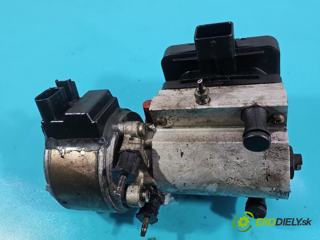 Citroen C5 I 2001-2008 1.6 hdi 109 hp manual 80 kW 1560 cm3 5- čerpadlo pozastavení: 9636713880