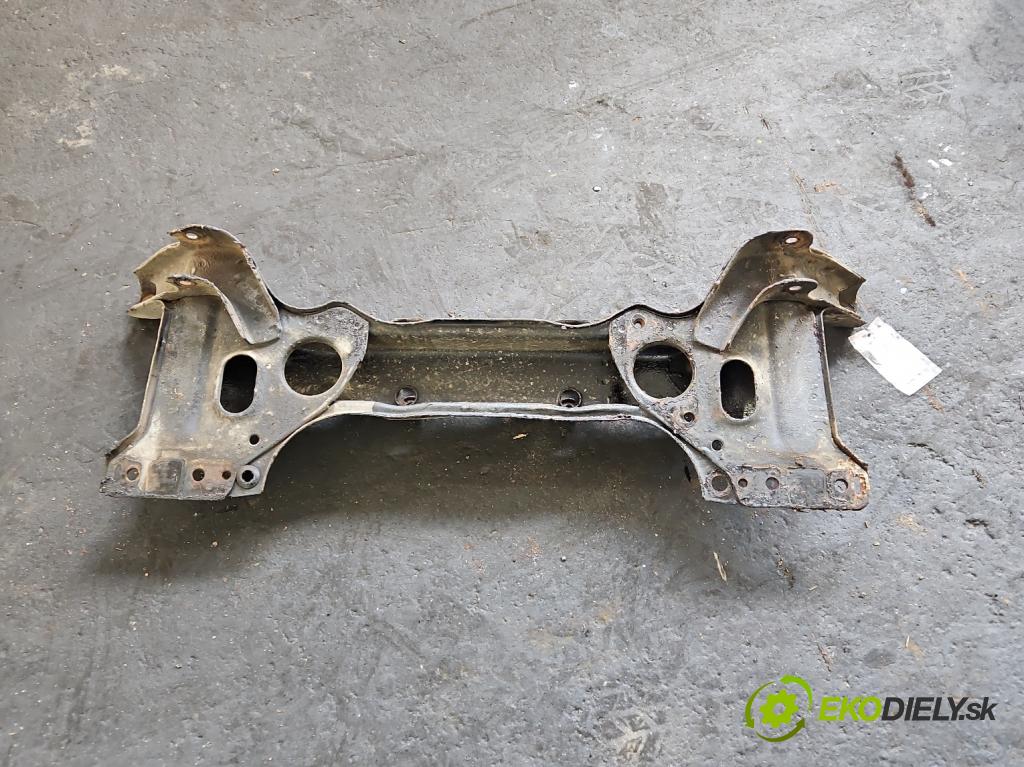 Fiat Uno 1.1 8V 56 HP manual 41 kW 1116 cm3 5- výstuha motora