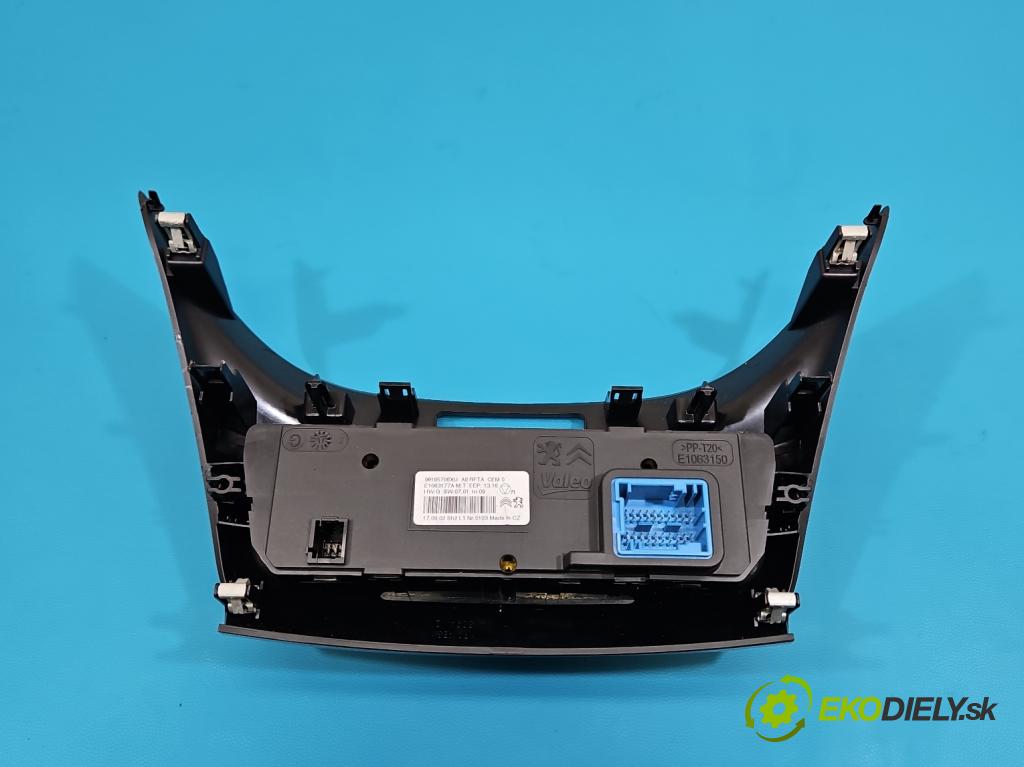 Peugeot 2008 I 2013-2019 1.2 12V 110 HP automatic 81 kW 1199 cm3 5- panel kúrenia 98195706XU