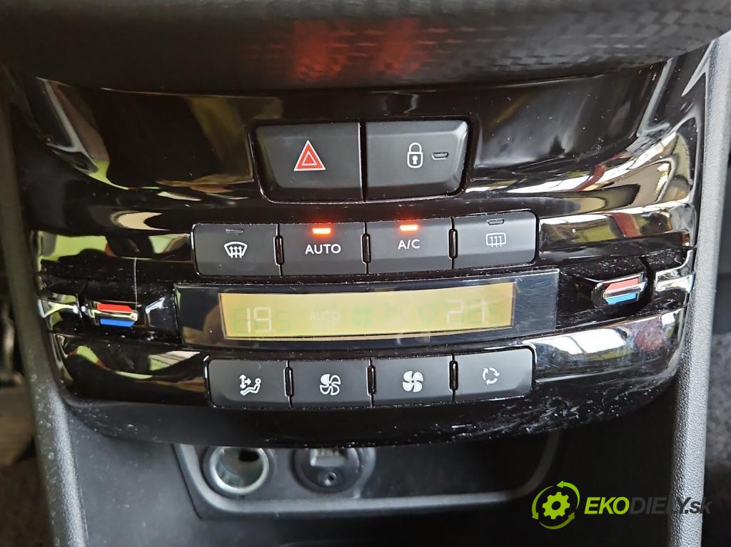 Peugeot 2008 I 2013-2019 1.2 12V 110 hp automatic 81 kW 1199 cm3 5- palubní deska panel topení 98195706XU
