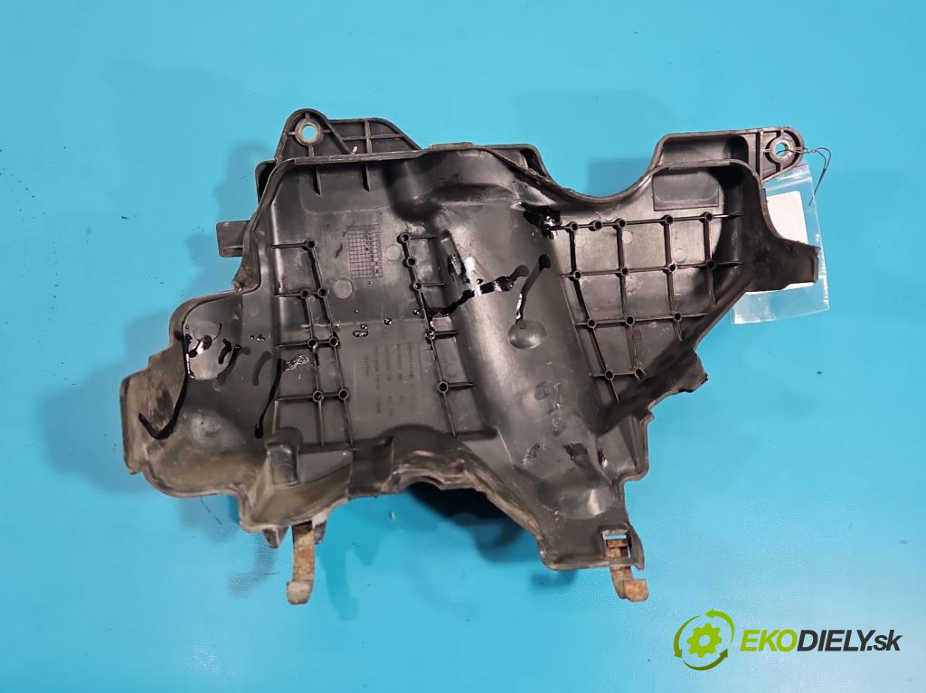 Renault Kangoo II 2008- 1.5 dci 90 hp manual 66 kW 1461 cm3 5- kryt motoru horní 8200670747