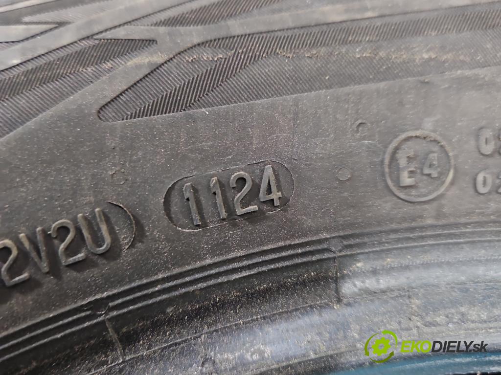 Vw Golf plus 1.4 TSI 122 hp manual 90 kW 1390 cm3 5- pneumatiky: letní 1Ks
