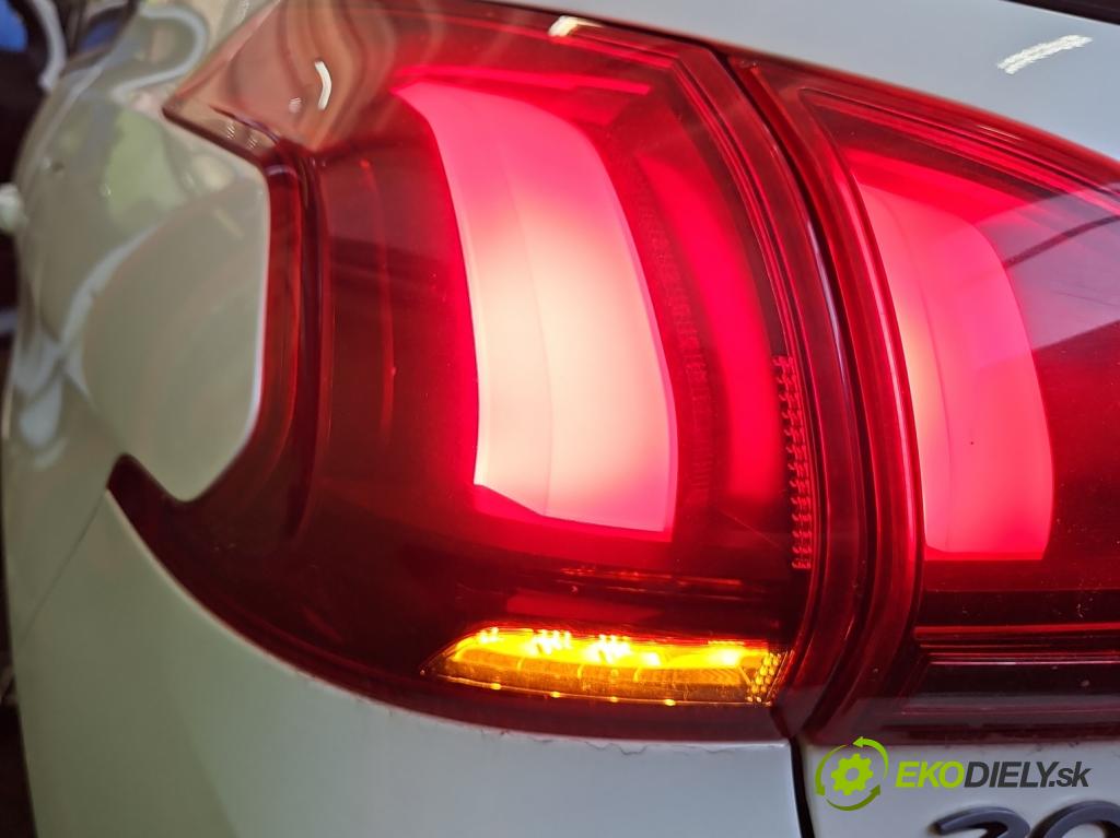 Peugeot 2008 I 2013-2019 1.2 12V 110 hp automatic 81 kW 1199 cm3 5- světlo zadní levé 9826730480 (Klika dveří ostatní)