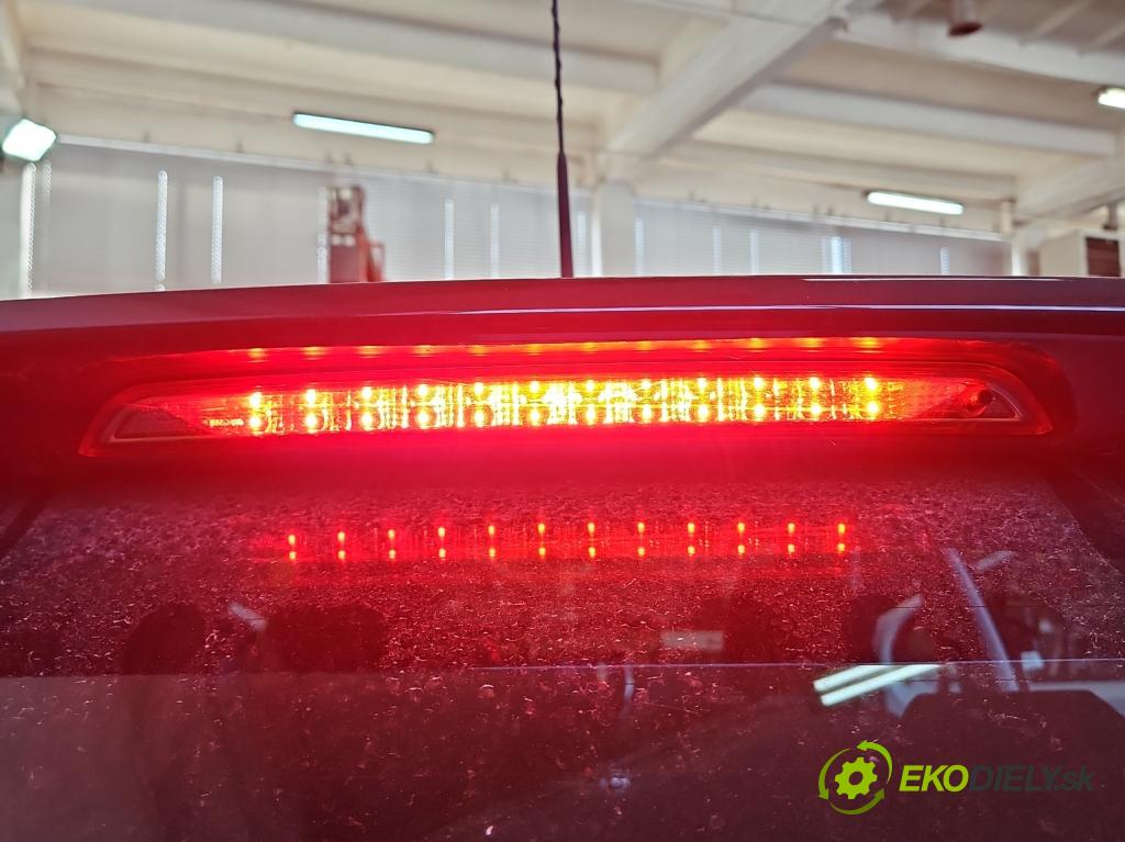 Peugeot 2008 I 2013-2019 1.2 12V 110 hp automatic 81 kW 1199 cm3 5- světlo: 9688016380