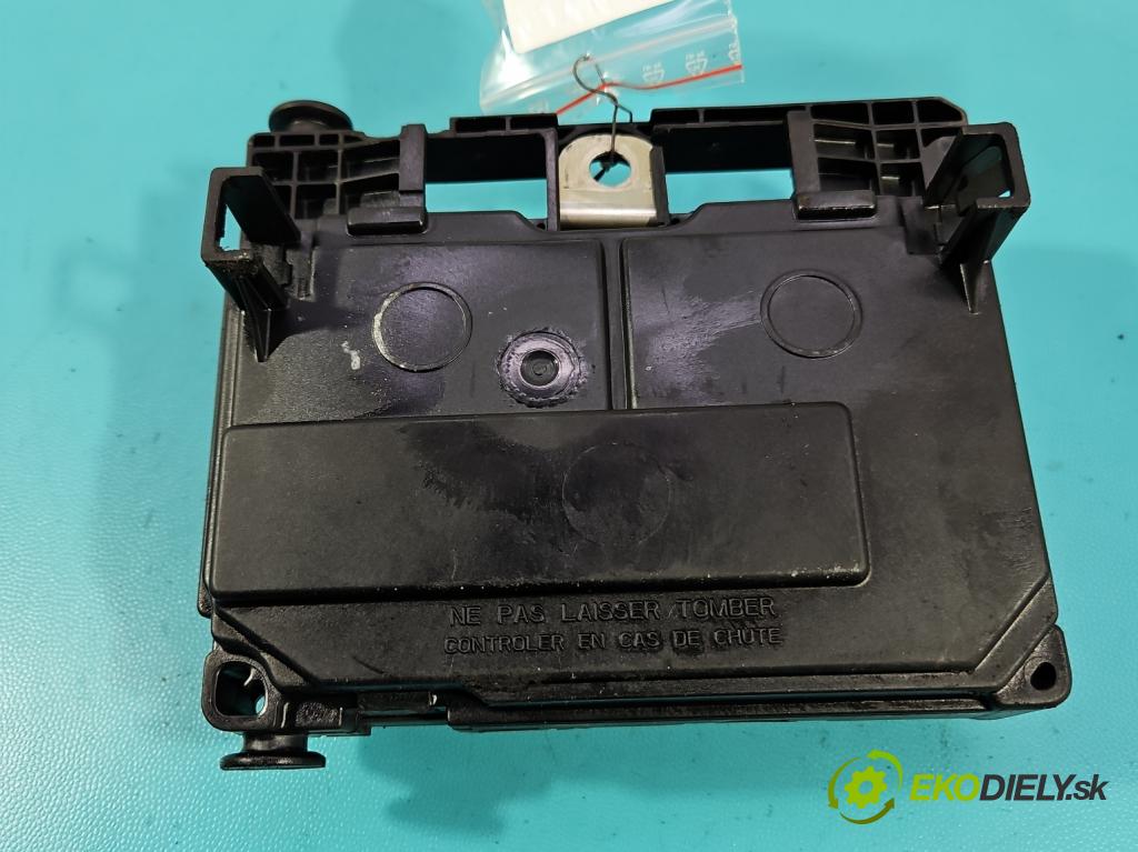 Citroen C5 I 2001-2008 1.6 hdi 109 HP manual 80 kW 1560 cm3 5- riadiaca jednotka ostatné 9658539680