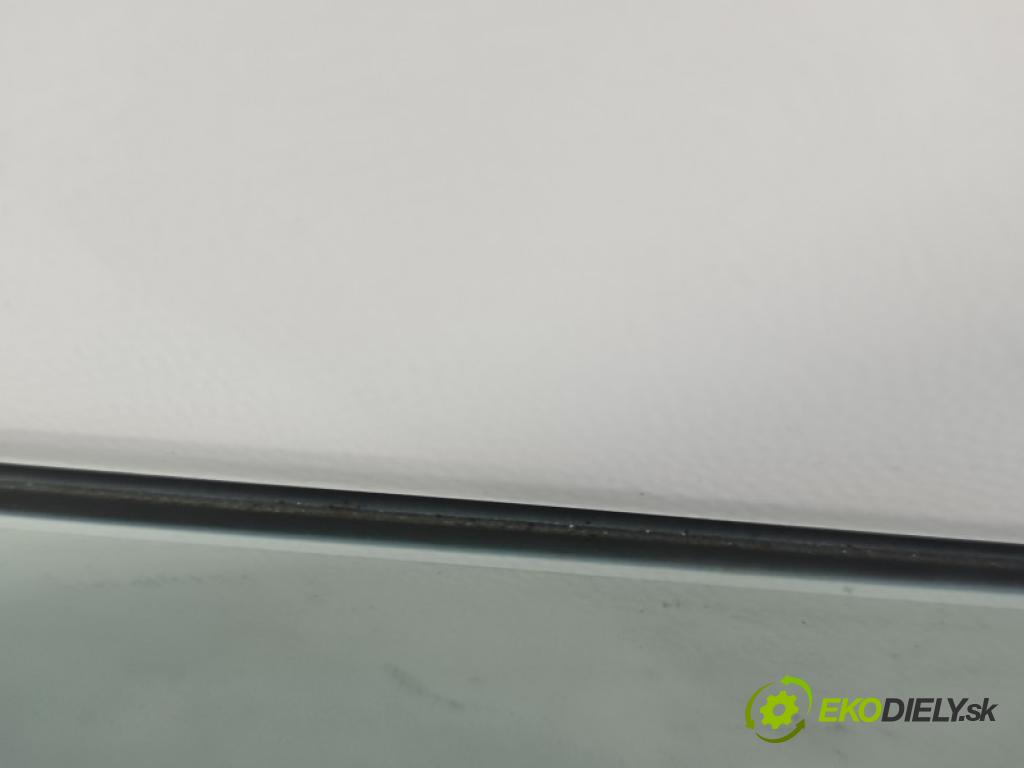 Bentley Continental I 2005-2013 6.0 V12 automatic 411 kW 5998 cm3 4- sklo dveře přední levé