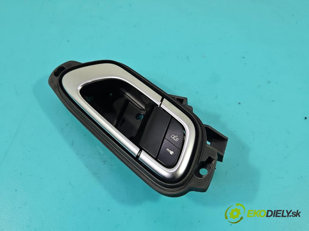 Bentley Continental I 2005-2013 6.0 V12 automatic 411 kW 5998 cm3 4- klika uvnitř: zadní levé 3W5839113