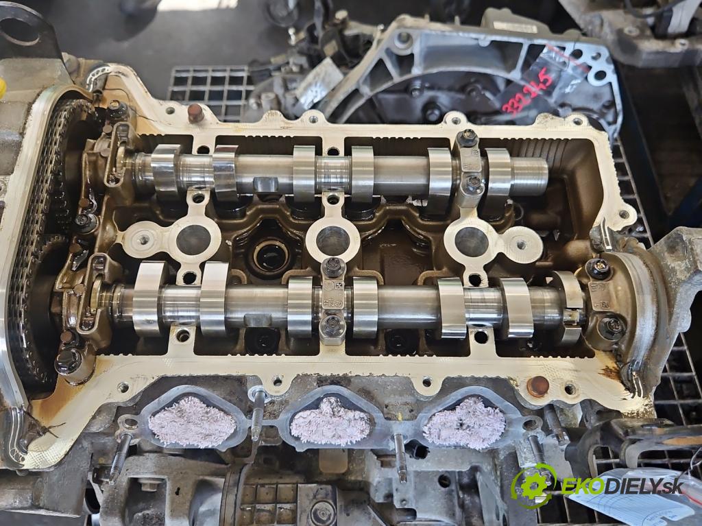 Renault Captur I 2013-2019 0.9 90 hp manual 66 kW 898 cm3 5- motor benzín H4BA400
