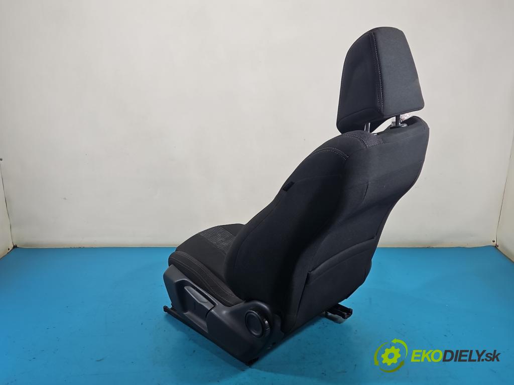 Peugeot 308 II 2013-2021 1.6 hdi 120 HP manual 88 kW 1560 cm3 5- Sedačka ľavý  (Sedadlo)