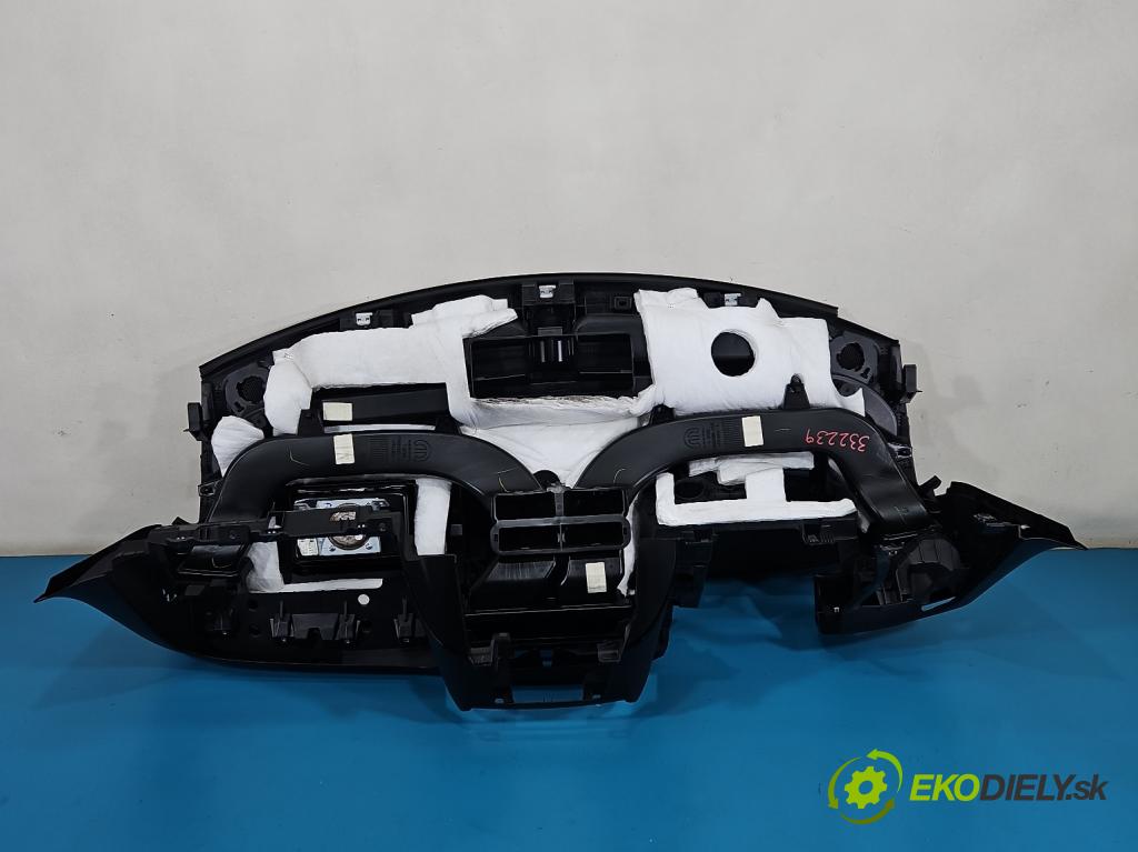 Fiat Tipo II 2015- 1.4 T 120 HP manual 88 kW 1368 cm3 5- kokpit,pristrojová doska rozdeľovacia 