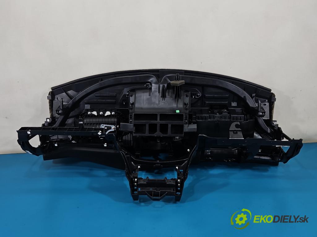 Peugeot 308 II 2013-2021 1.6 hdi 120 HP manual 88 kW 1560 cm3 5- kokpit,pristrojová doska rozdeľovacia