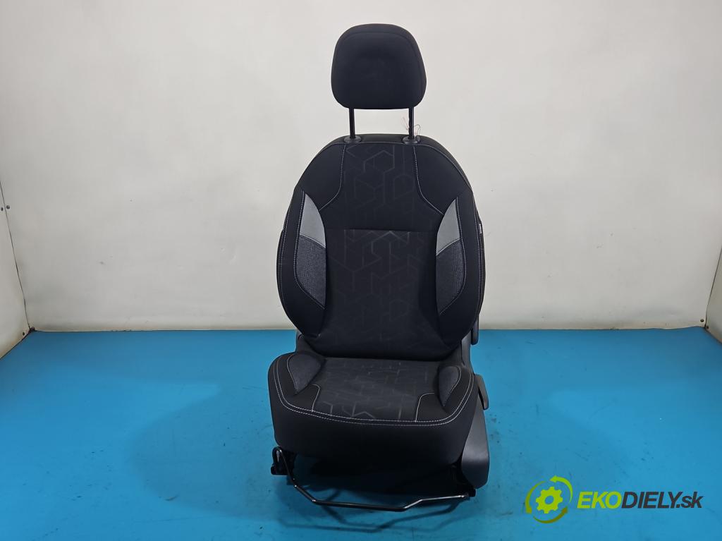 Peugeot 2008 I 2013-2019 1.2 12V 110 hp automatic 81 kW 1199 cm3 5- Sedadlo levý  (Sedadlo)