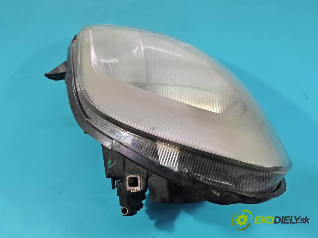 Opel Vivaro 2001-2014 2.0 cdti 90 hp manual 66 kW 1995 cm3 5- světlo pravý 8200701356 (Pravé přední světlo)